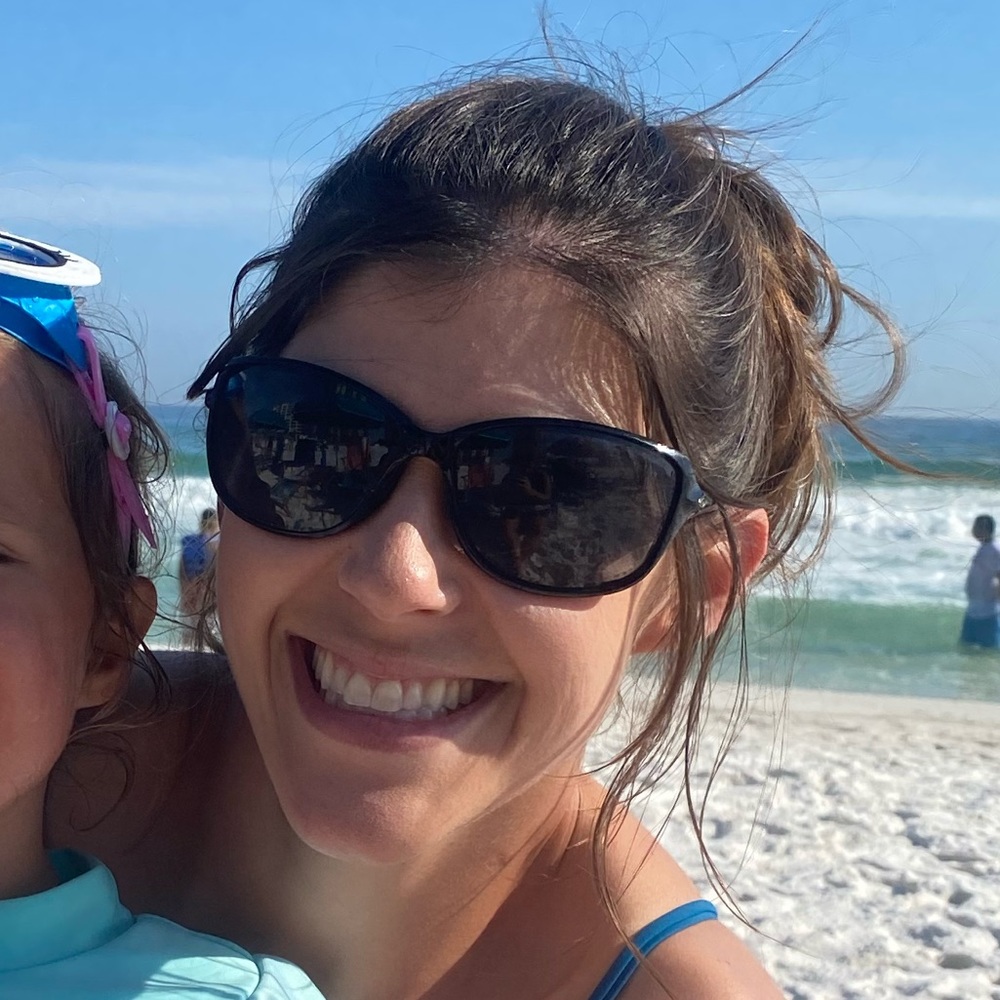 Meet your Posher, Kelly